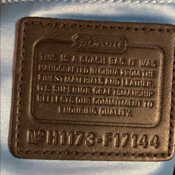 Black coach tote - Picture 4 of 10